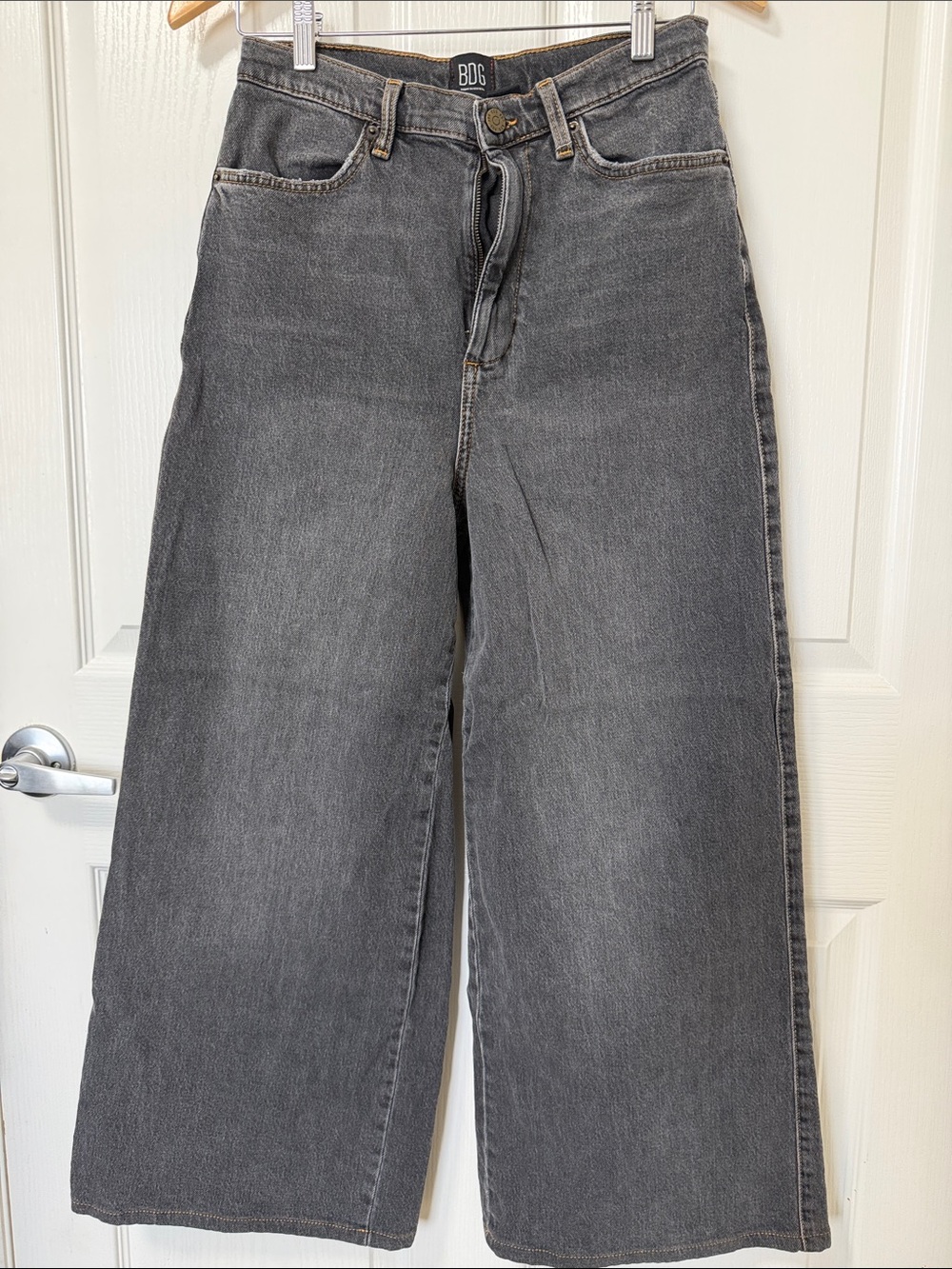BDG women’s Wide-Leg Gray Jeans
